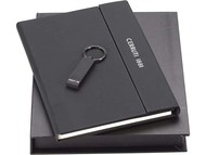 Набор Cerruti 1881: дизайнерский блокнот А5, брелок с флеш-картой USB 2.0 на 16 Гб, черный